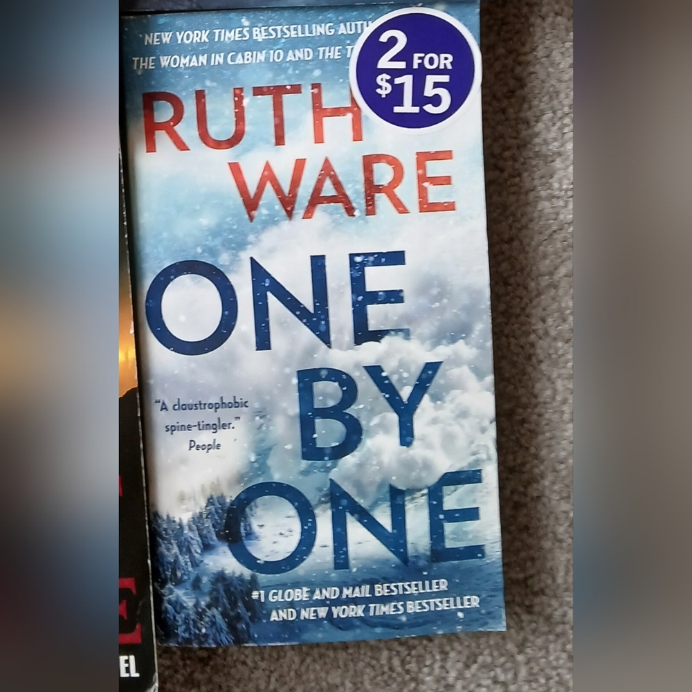 🤯2/$15 One By One By Ruth Ware paperback book